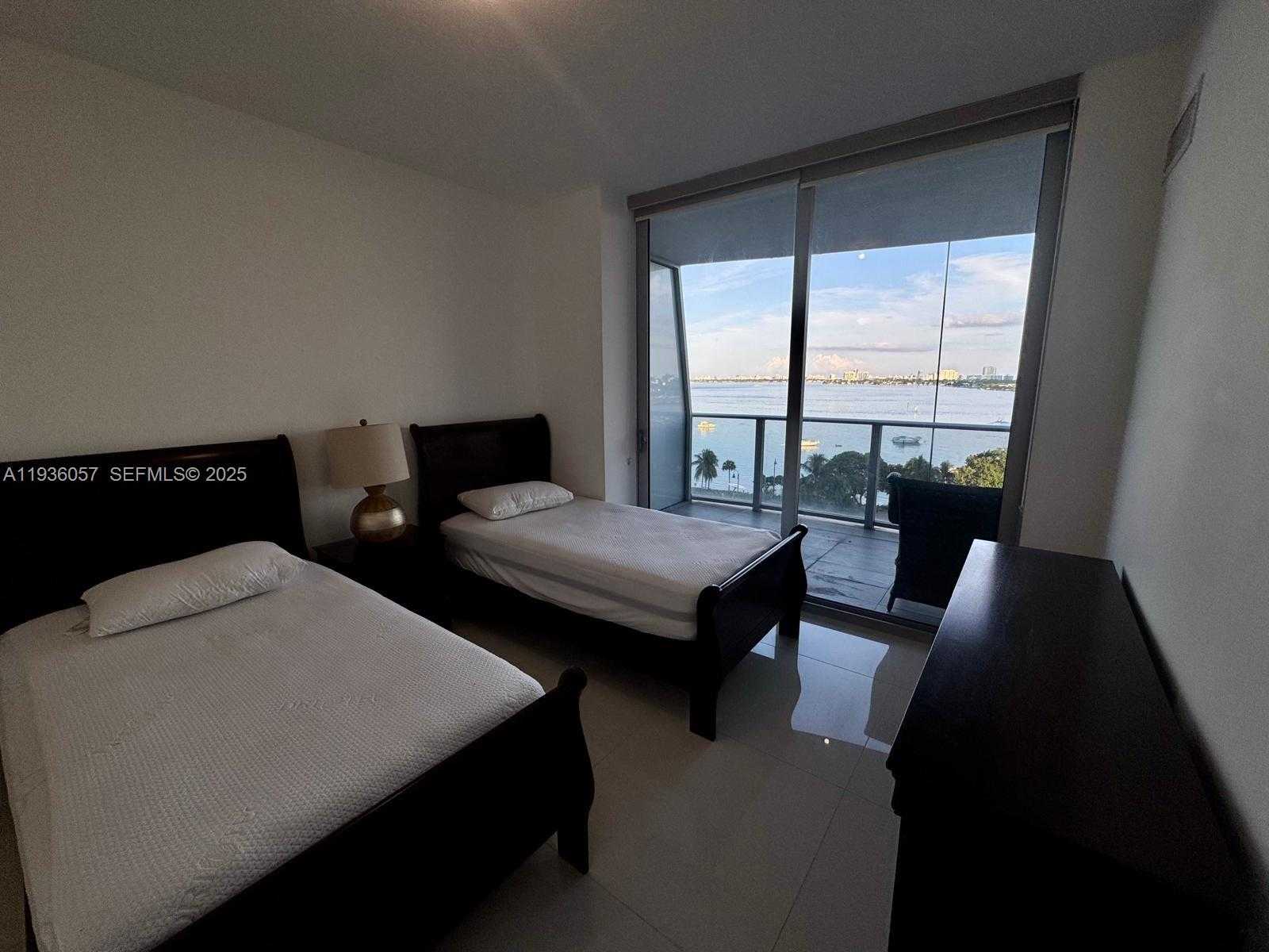 Small Image of 488 NORTH EAST 18 #806, Miami Number 6