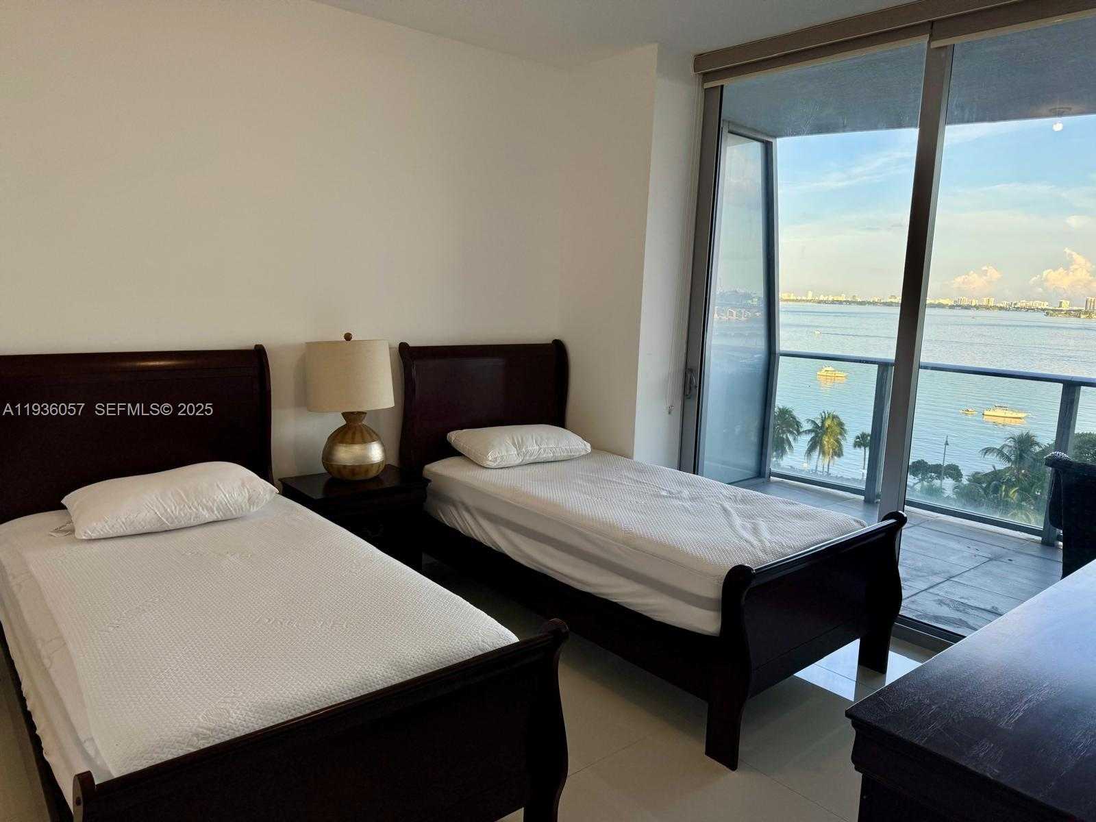 Small Image of 488 NORTH EAST 18 #806, Miami Number 8