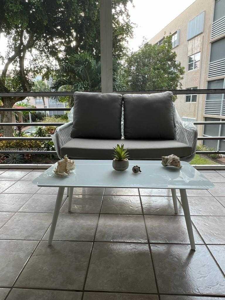 Small Image of 1541 SOUTH OCEAN BLVD #225, Lauderdale By The Sea Number 7