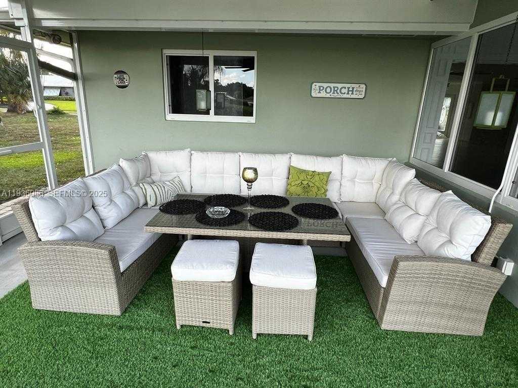 Small Image of 3324 LAKEVIEW BLVD, Delray Beach Number 22