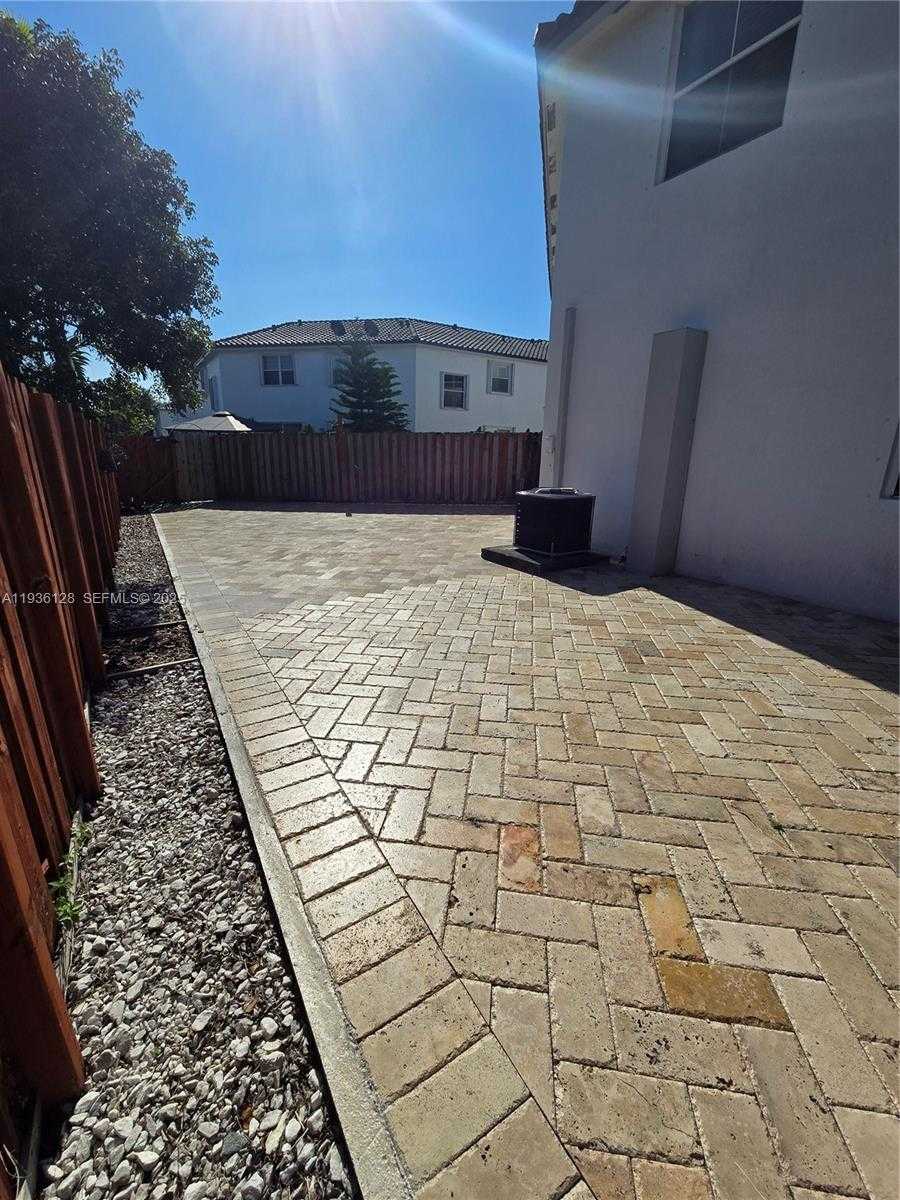 Small Image of 5630 NORTH WEST 107TH AVE #1605, Doral Number 19