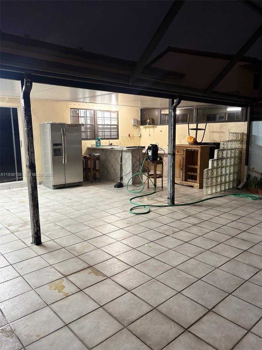 Small Image of 6460 NORTH WEST 192ND TER #6460, Hialeah Number 36