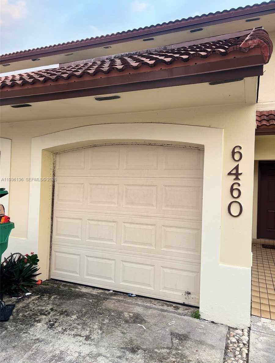 Small Image of 6460 NORTH WEST 192ND TER #6460, Hialeah Number 5