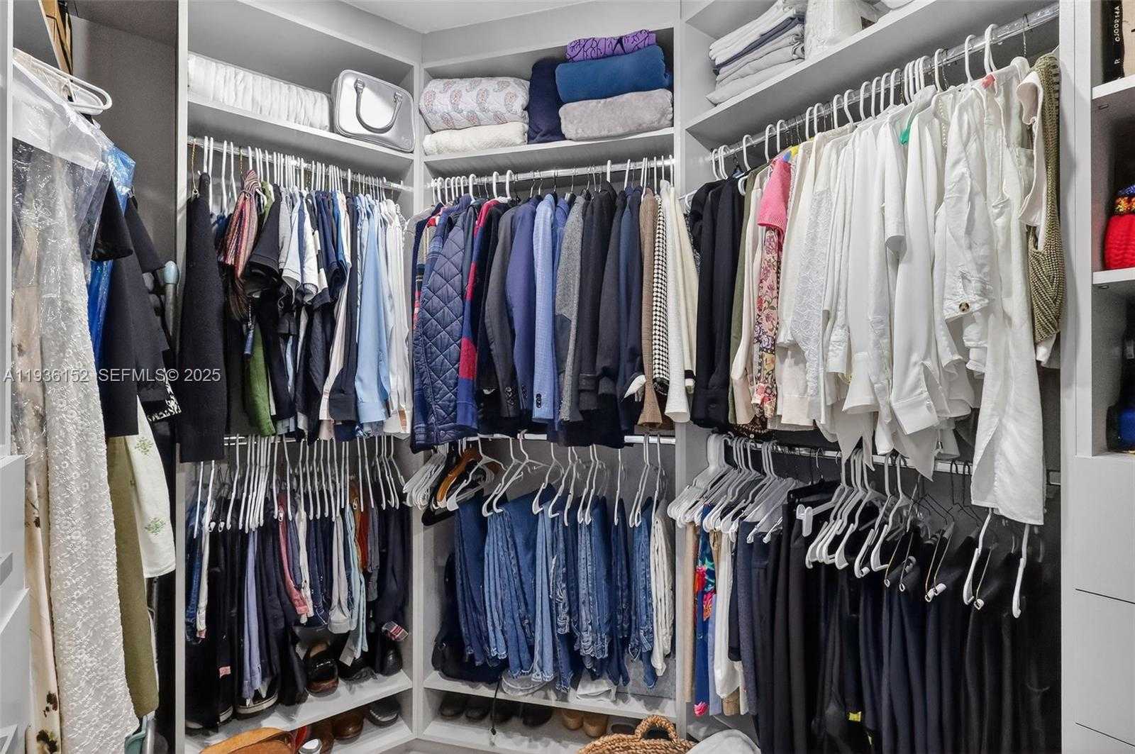 Small Image of 2020 NORTH BAYSHORE DR #3505, Miami Number 18