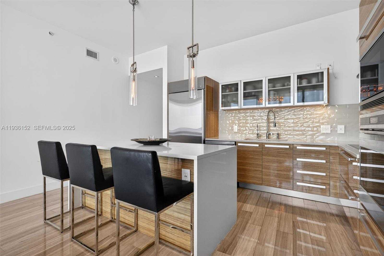 Small Image of 2020 NORTH BAYSHORE DR #3505, Miami Number 25