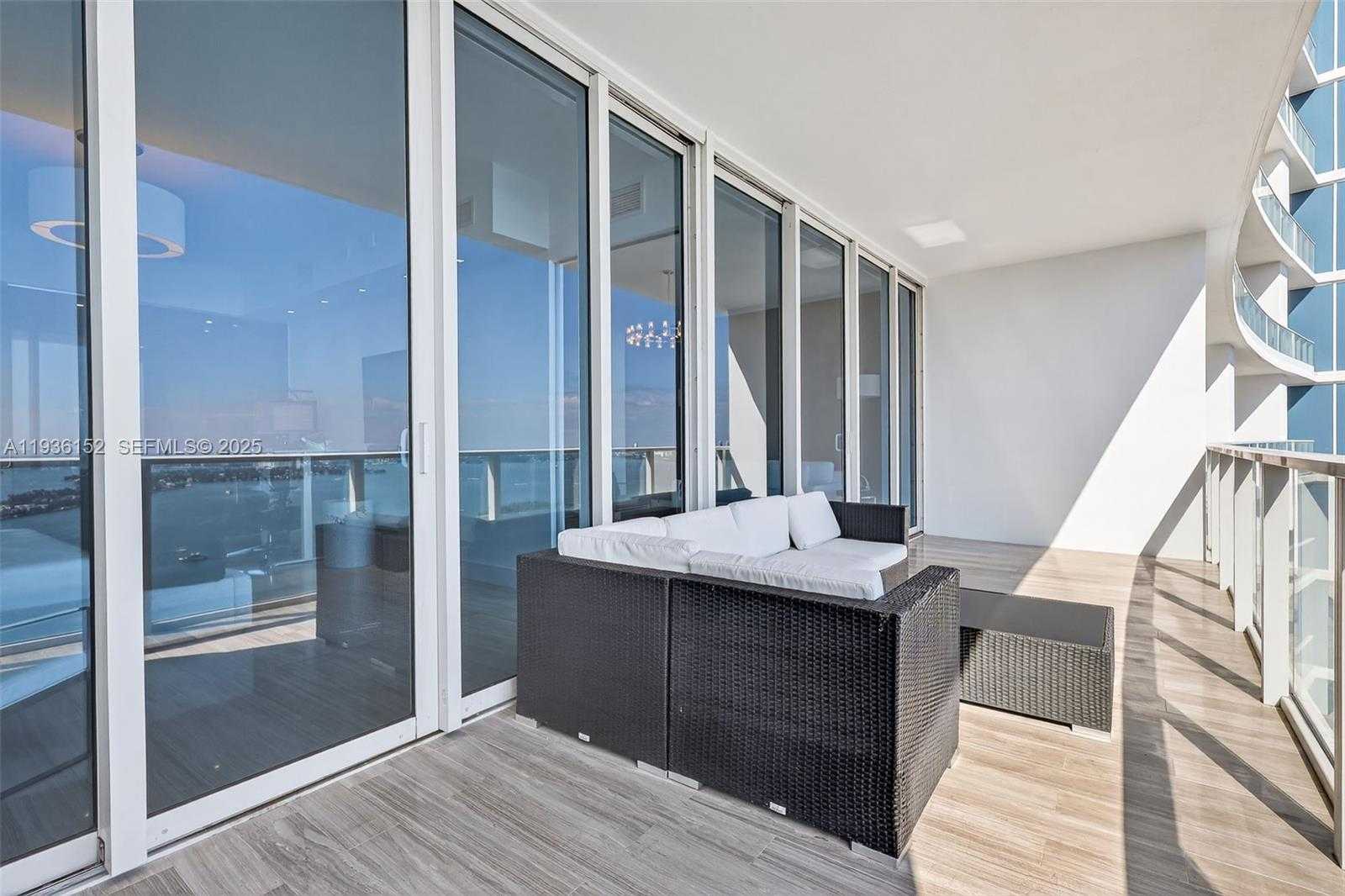 Small Image of 2020 NORTH BAYSHORE DR #3505, Miami Number 34
