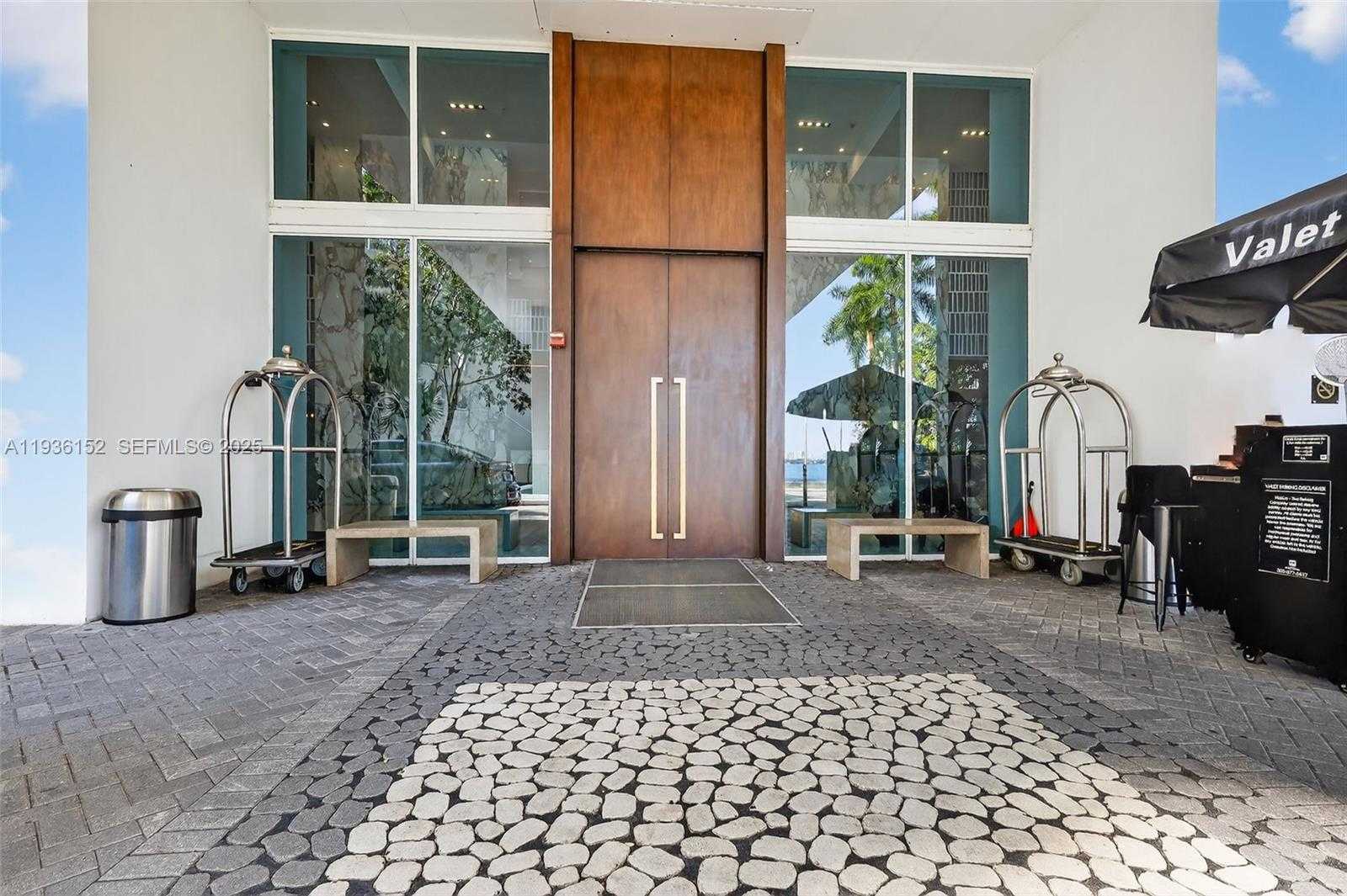 Small Image of 2020 NORTH BAYSHORE DR #3505, Miami Number 35