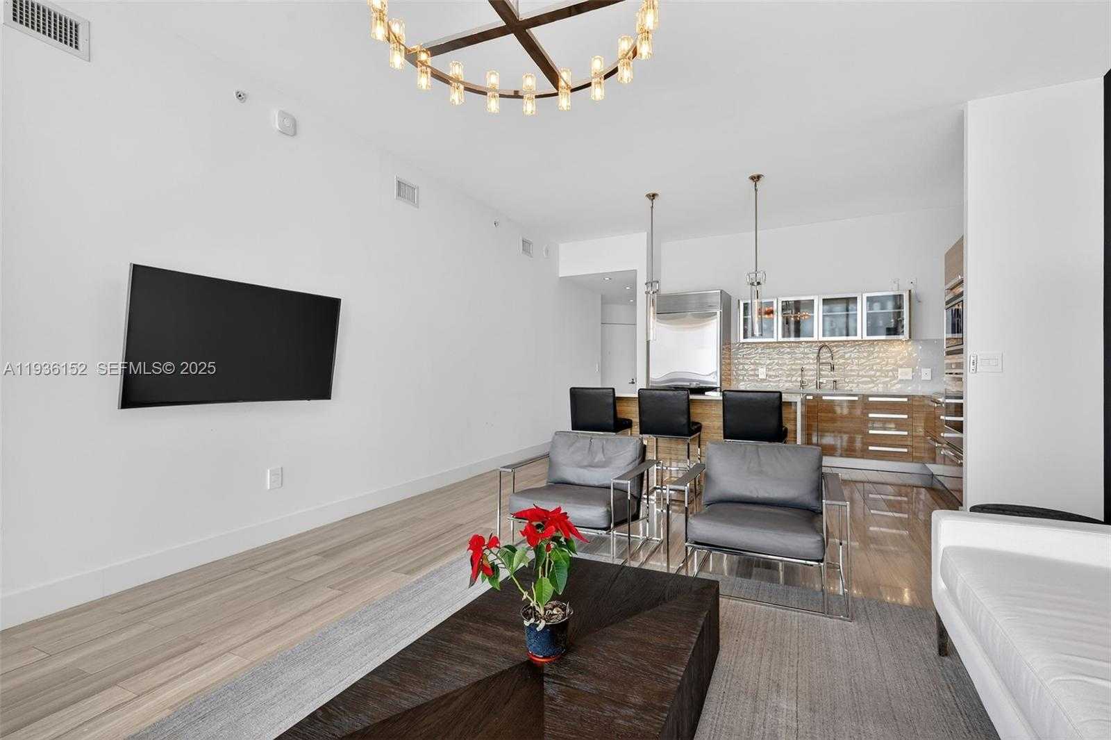 Small Image of 2020 NORTH BAYSHORE DR #3505, Miami Number 5