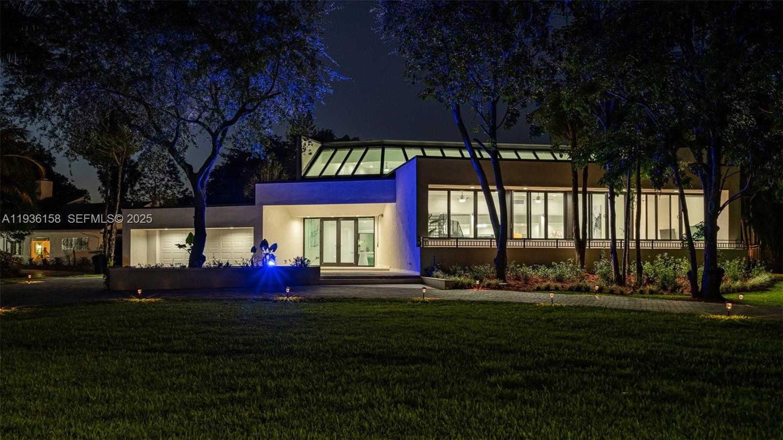 Small Image of 11861 NORTH WEST 4TH ST #., Plantation Number 21