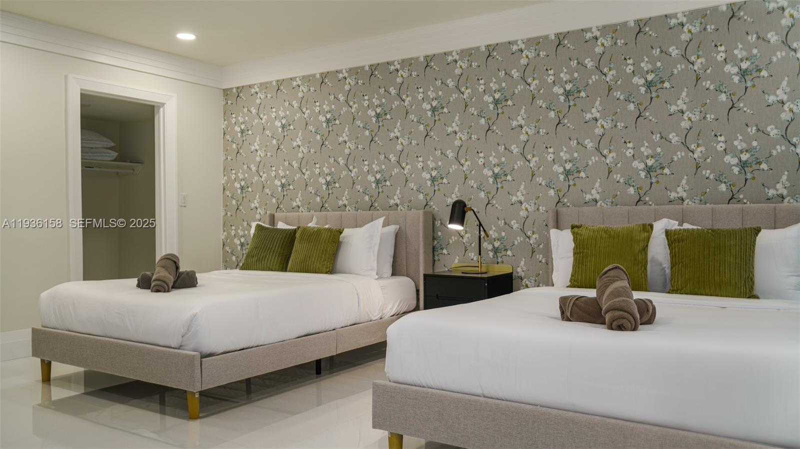 Small Image of 11861 NORTH WEST 4TH ST #., Plantation Number 46