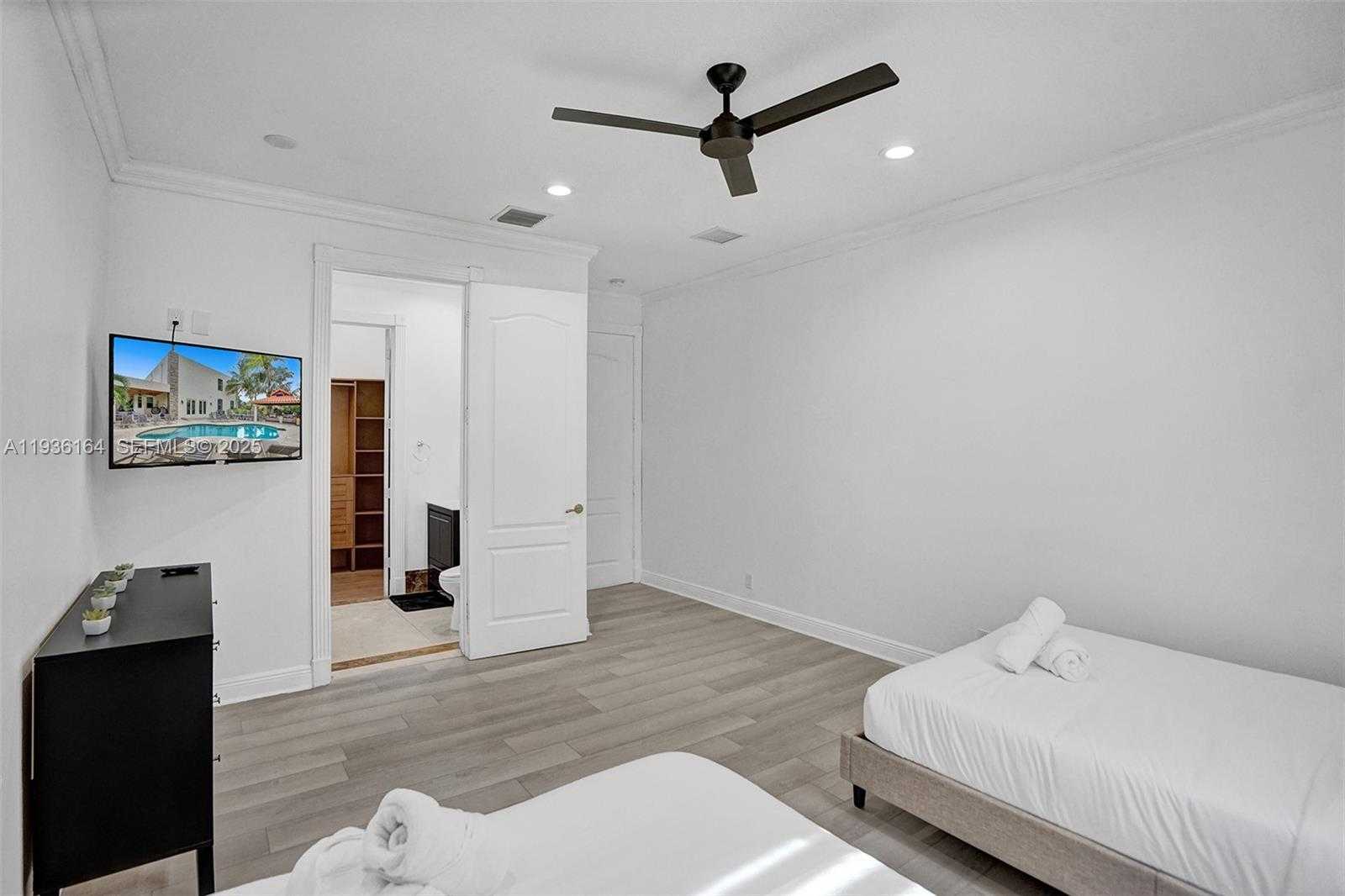 Small Image of 1430 NORTH WEST 114TH AVE #., Plantation Number 60