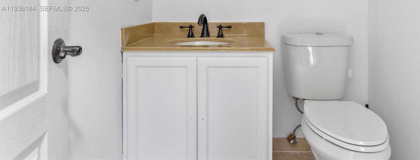 Small Image of 7421 SOUTH WEST 145TH TER, Palmetto Bay Number 19