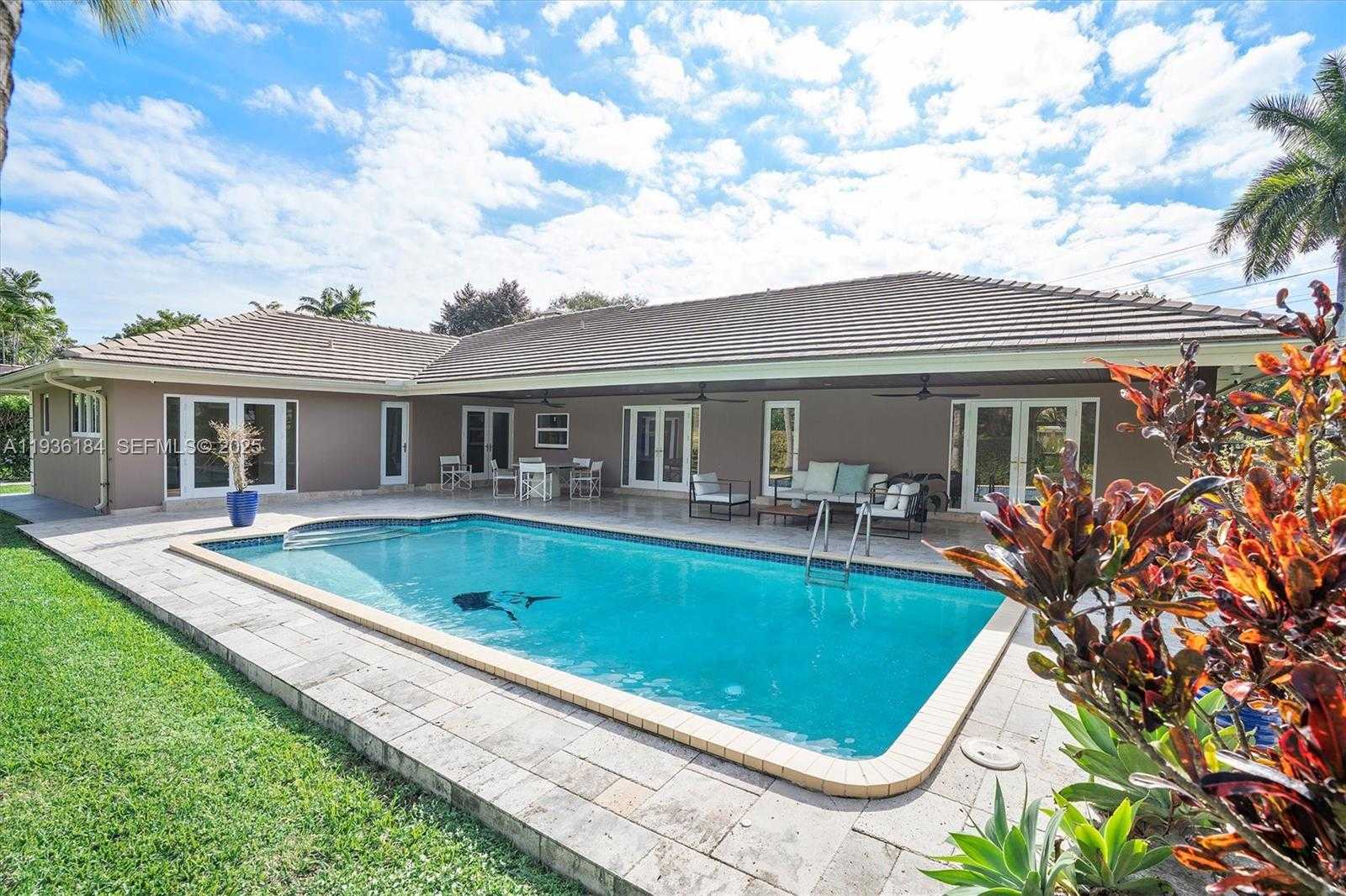 Small Image of 7421 SOUTH WEST 145TH TER, Palmetto Bay Number 37