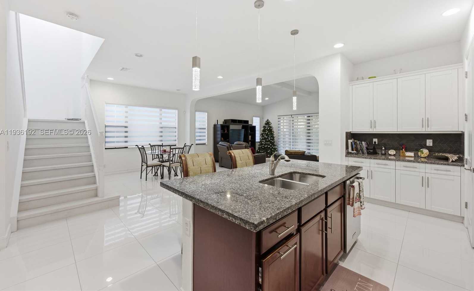 Small Image of 9220 EAST MERIDIAN DR, Parkland Number 12