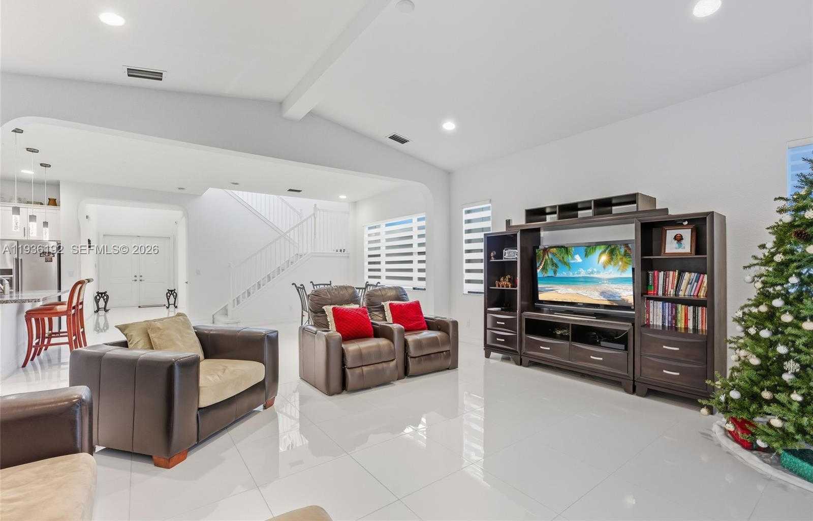 Small Image of 9220 EAST MERIDIAN DR, Parkland Number 15