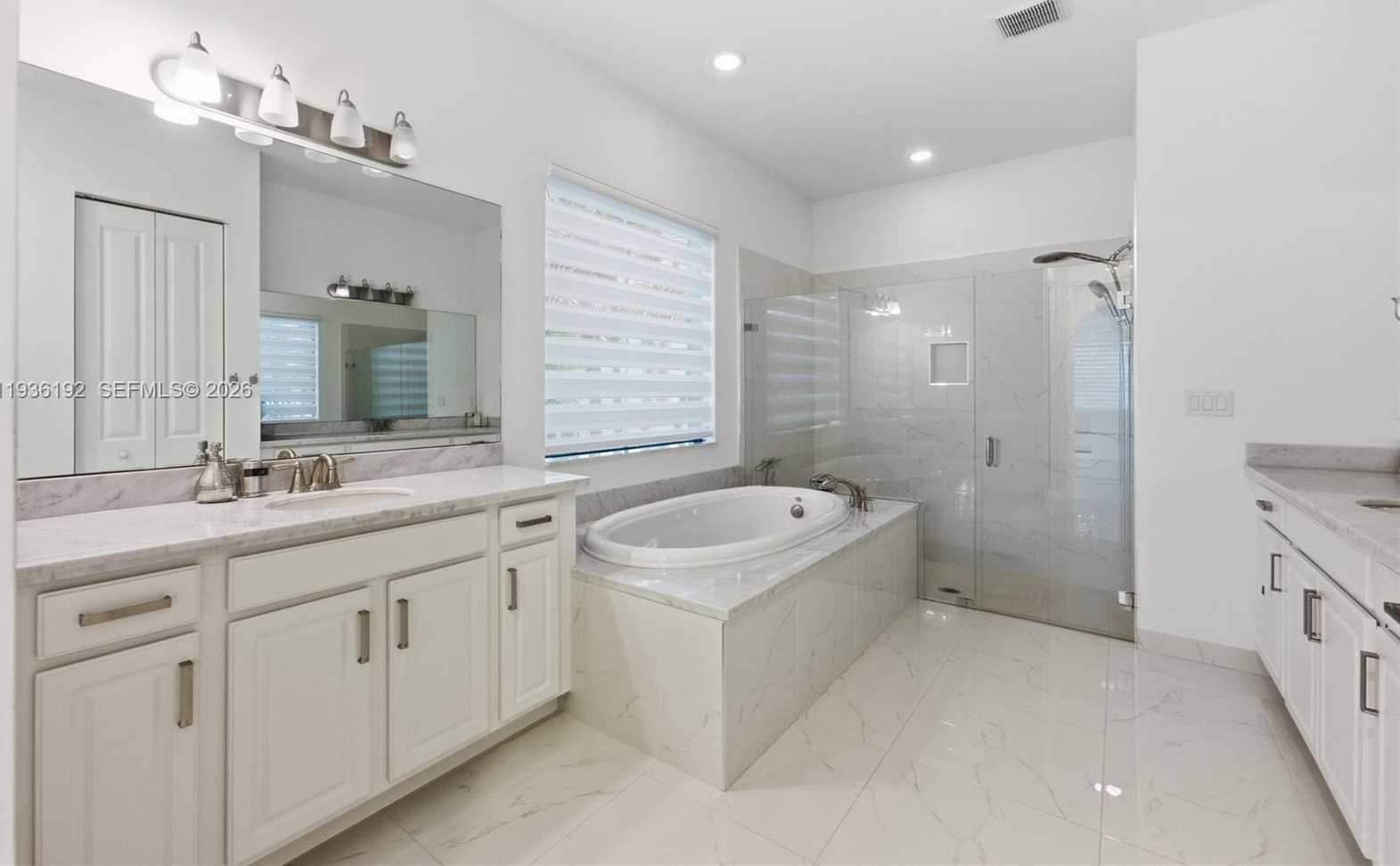 Small Image of 9220 EAST MERIDIAN DR, Parkland Number 24