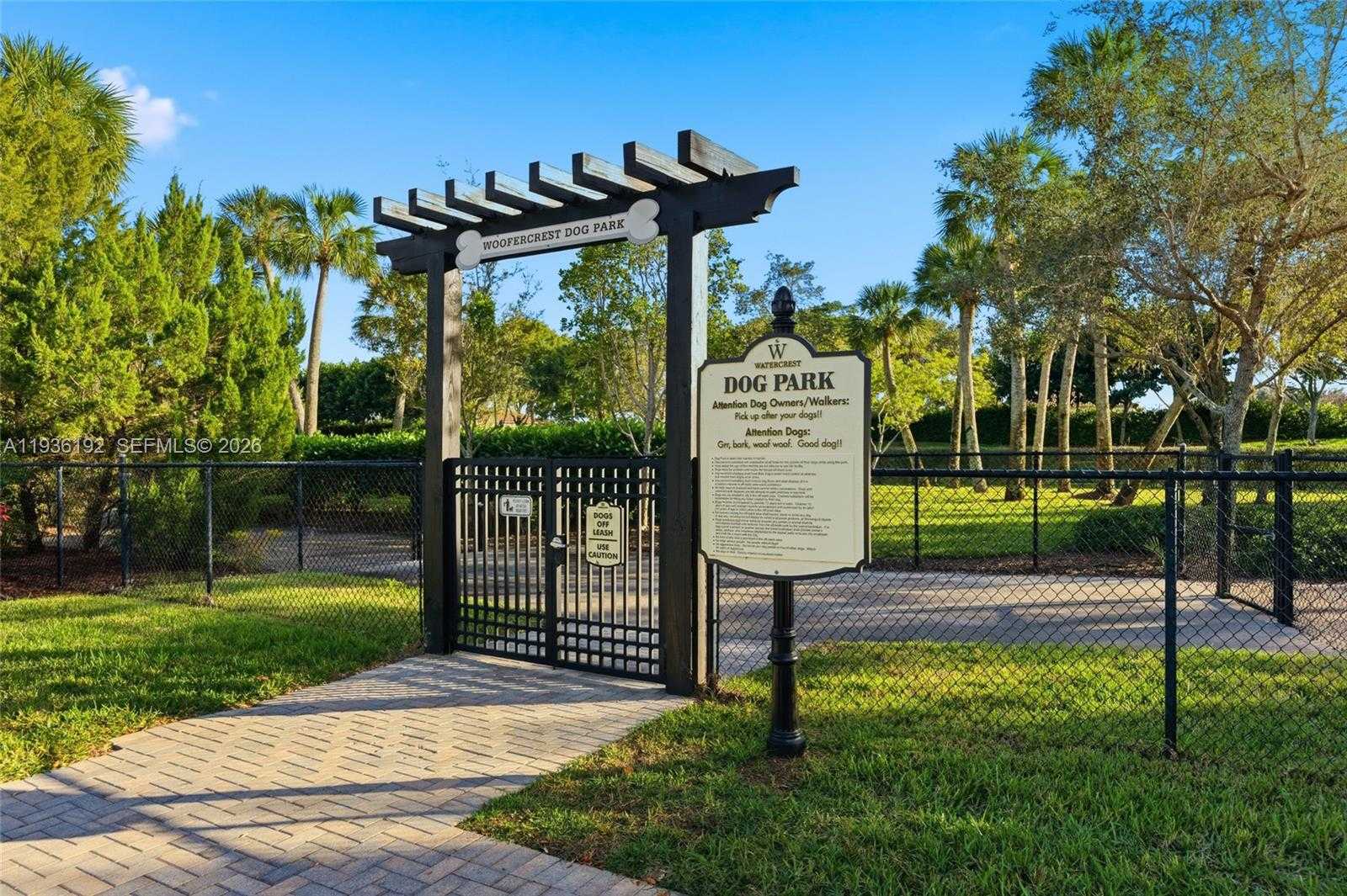 Small Image of 9220 EAST MERIDIAN DR, Parkland Number 47