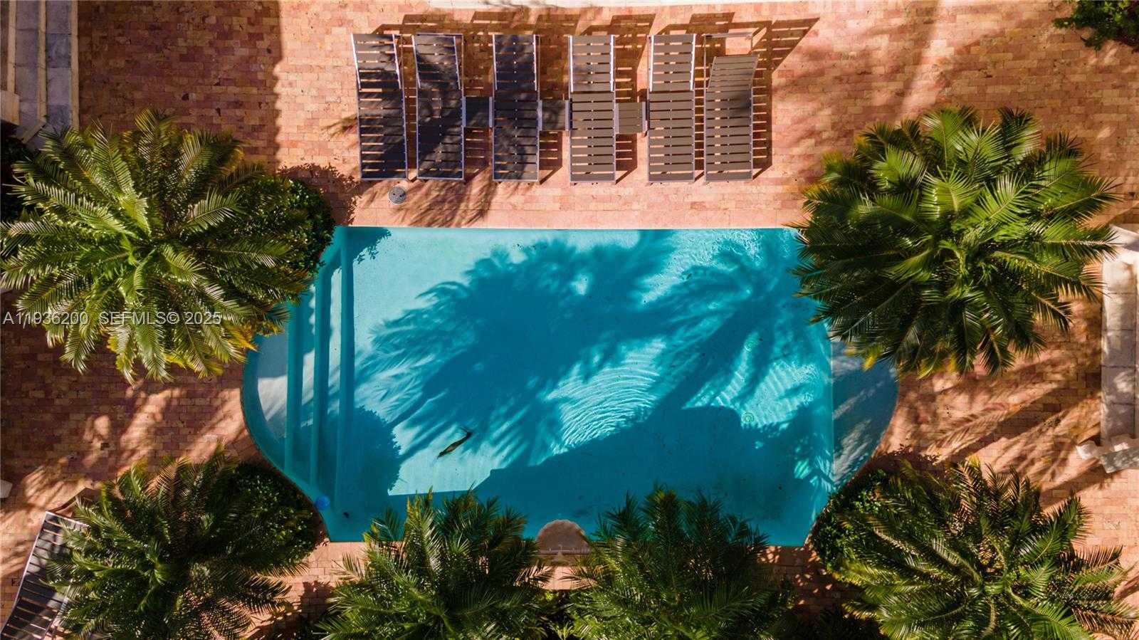 Small Image of 12000 NORTH WEST 6TH ST #., Plantation Number 16