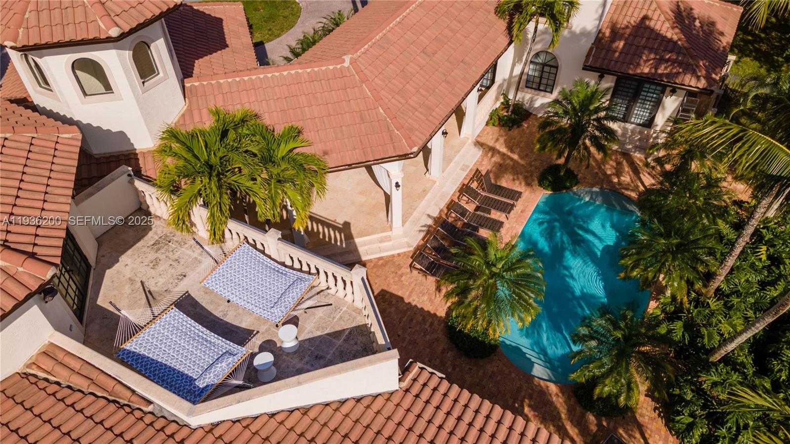 Small Image of 12000 NORTH WEST 6TH ST #., Plantation Number 18