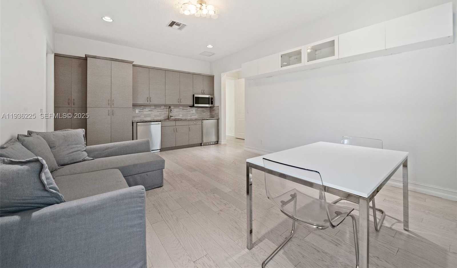 Small Image of 5292 SOUTH STERLING RANCH CIR, Davie Number 24