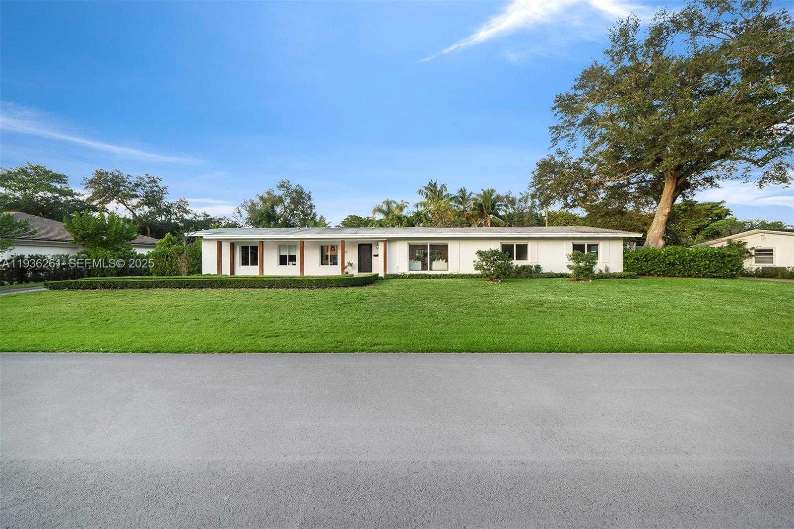 Small Image of 5835 SOUTH WEST 100TH TER, Pinecrest Number 19