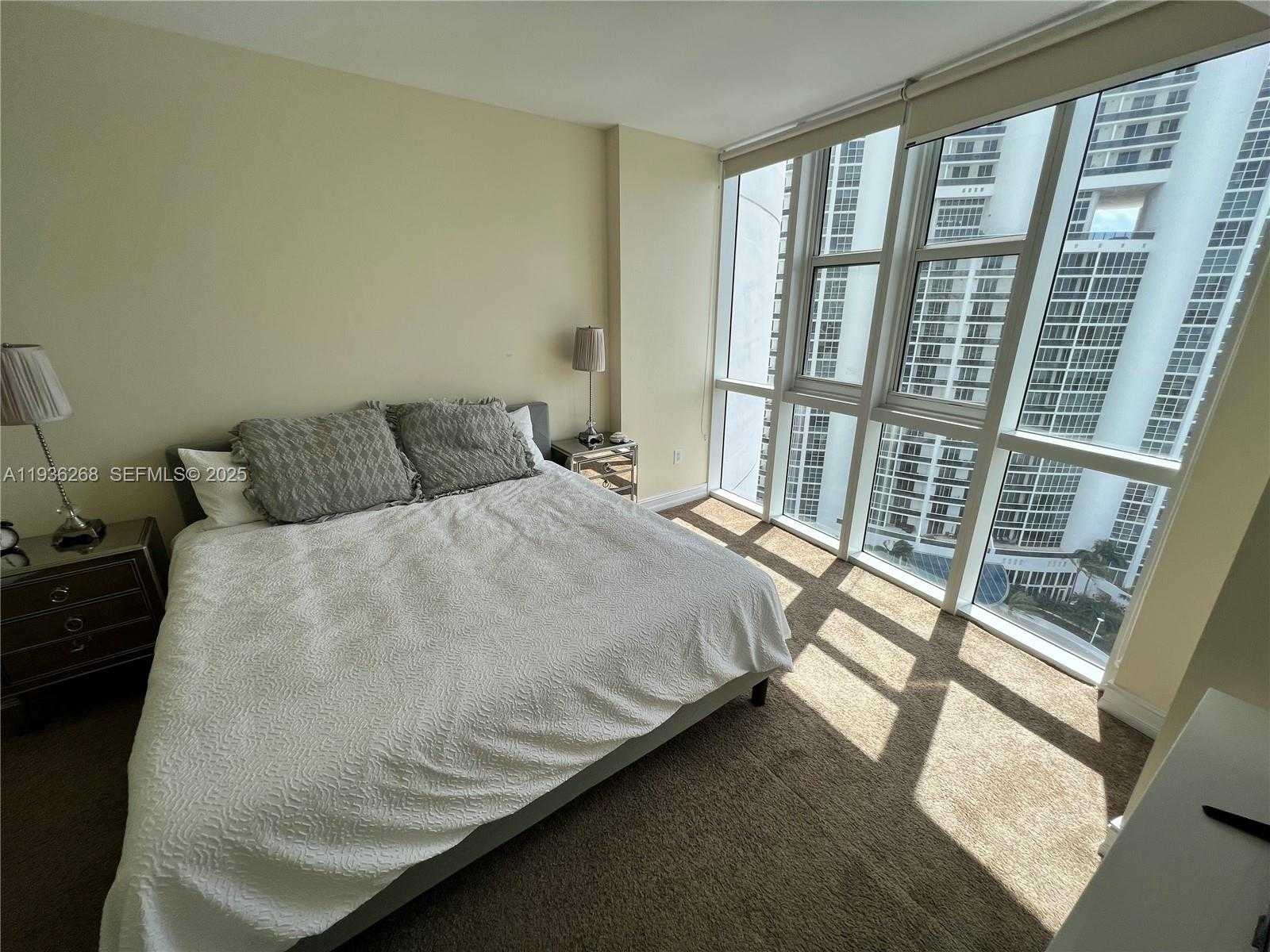 Small Image of 18201 COLLINS AVE #1801A, Sunny Isles Beach Number 22