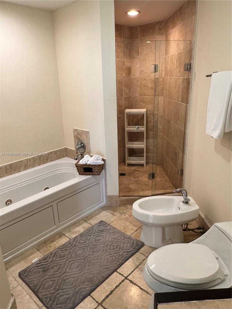 Small Image of 18201 COLLINS AVE #1801A, Sunny Isles Beach Number 28