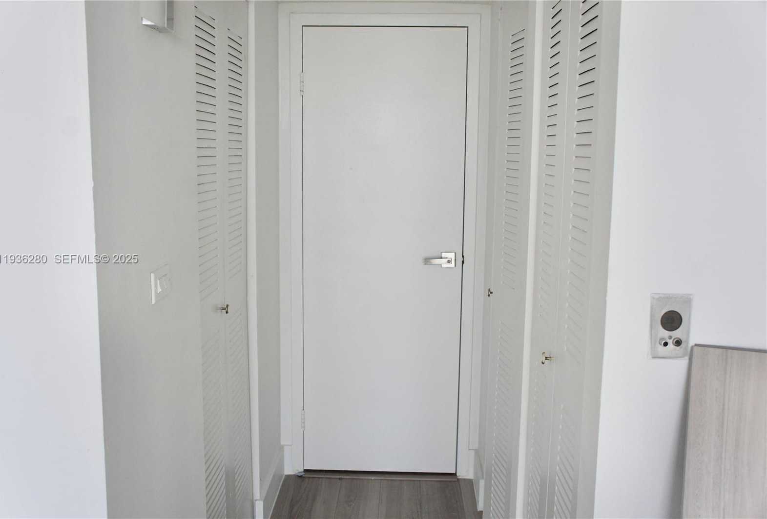 Small Image of 7601 EAST TREASURE DR #1406, North Bay Village Number 18