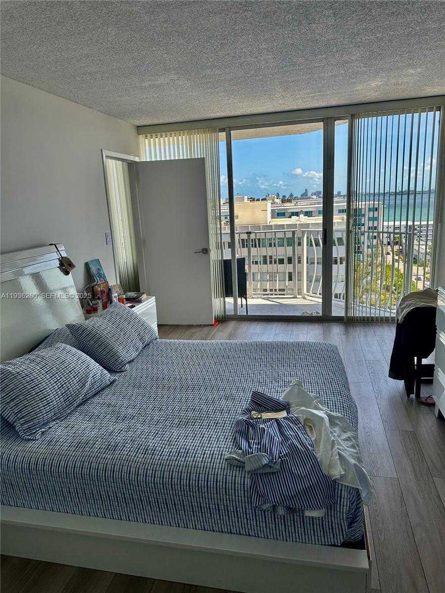 Small Image of 7601 EAST TREASURE DR #1406, North Bay Village Number 21