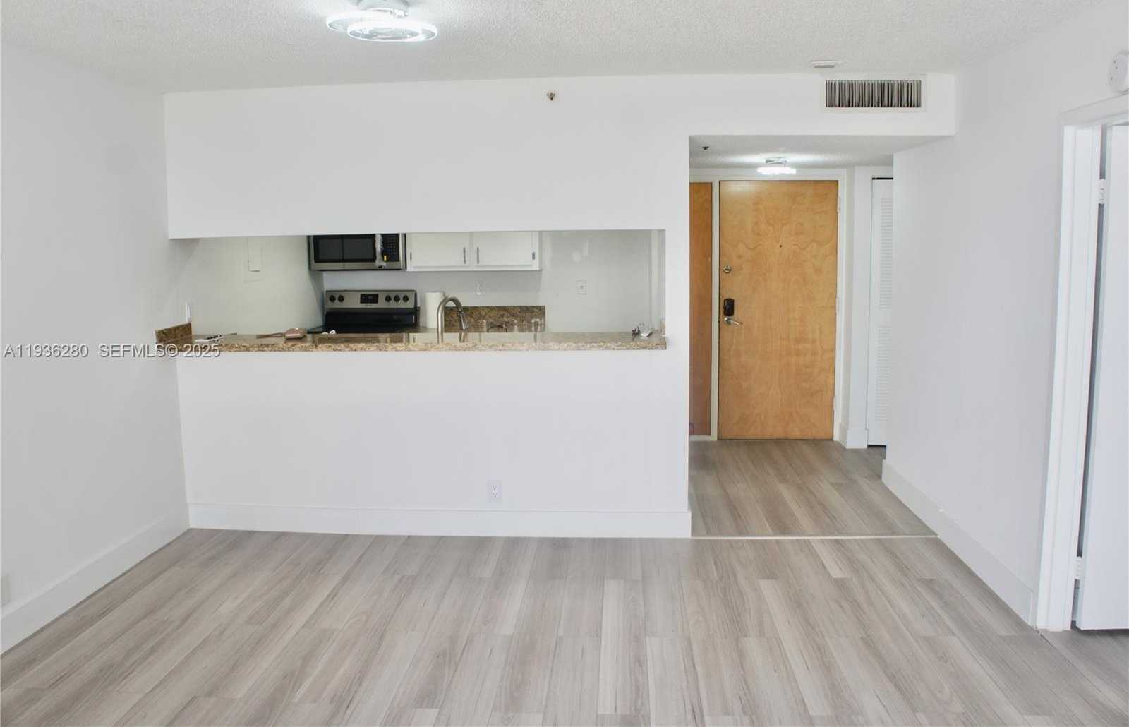 Small Image of 7601 EAST TREASURE DR #1406, North Bay Village Number 4