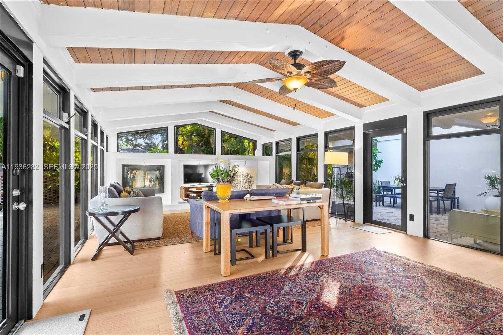 Small Image of 2132 MIDDLE RIVER DR, Fort Lauderdale Number 12