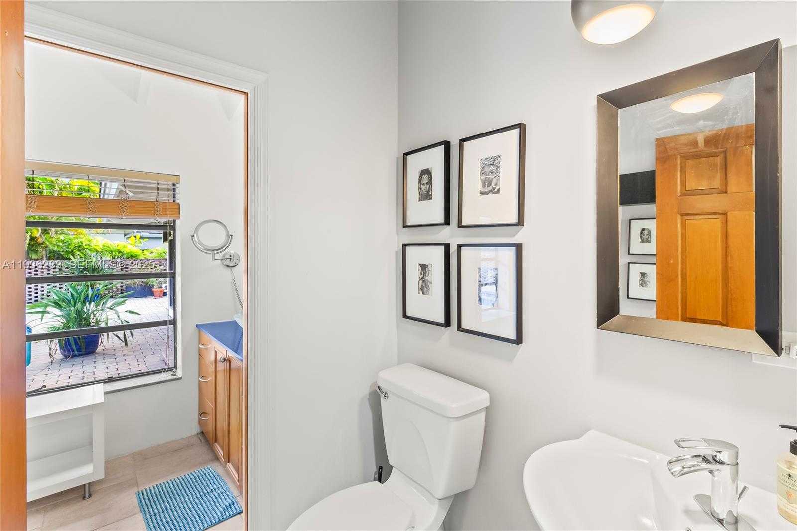 Small Image of 2132 MIDDLE RIVER DR, Fort Lauderdale Number 34