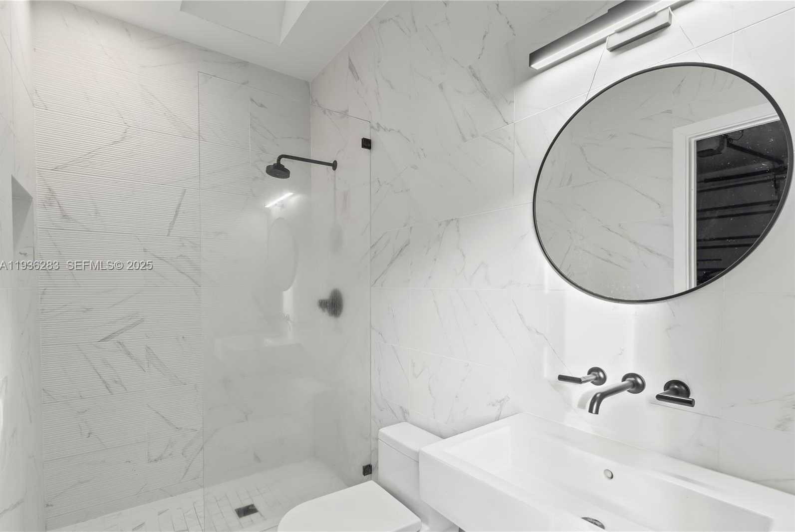 Small Image of 2132 MIDDLE RIVER DR, Fort Lauderdale Number 36