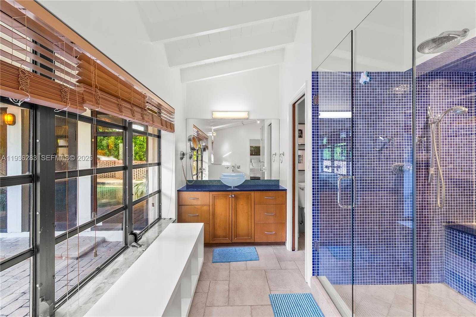 Small Image of 2132 MIDDLE RIVER DR, Fort Lauderdale Number 40