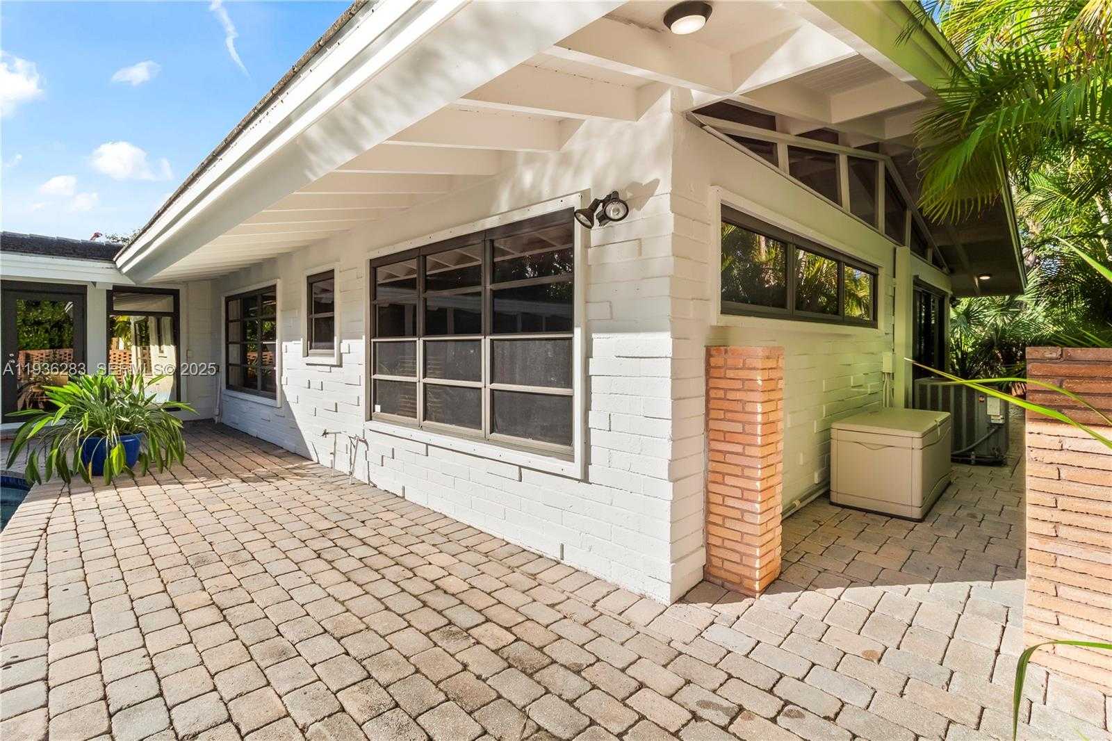 Small Image of 2132 MIDDLE RIVER DR, Fort Lauderdale Number 51