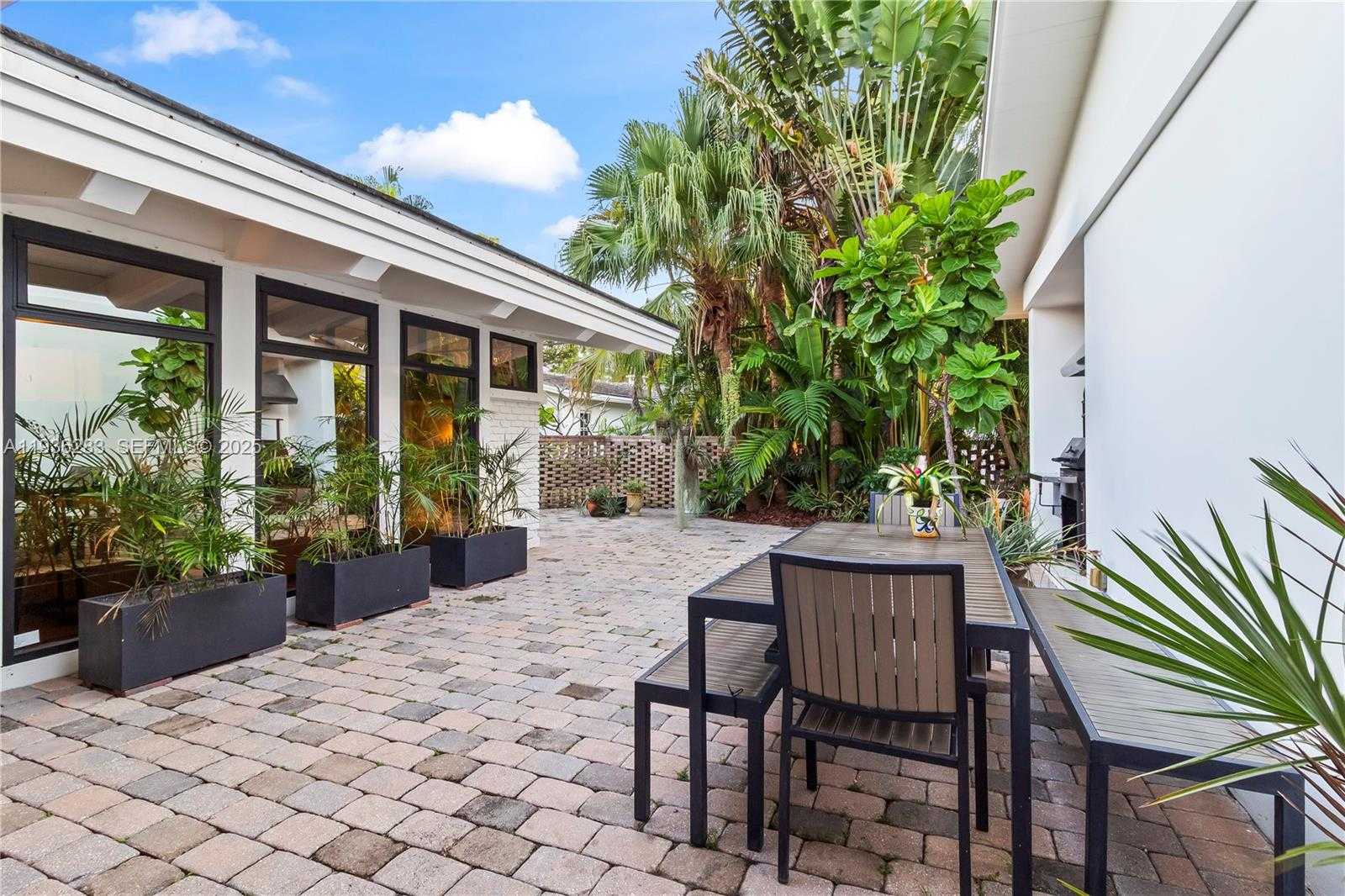 Small Image of 2132 MIDDLE RIVER DR, Fort Lauderdale Number 56