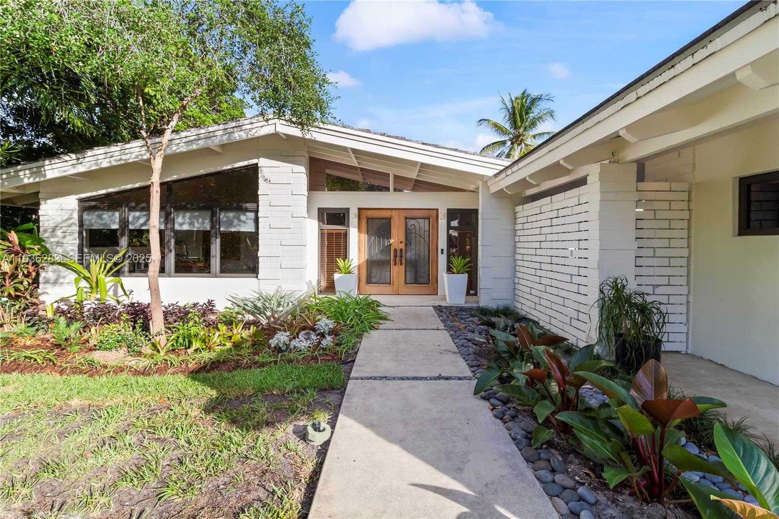 Small Image of 2132 MIDDLE RIVER DR, Fort Lauderdale Number 58