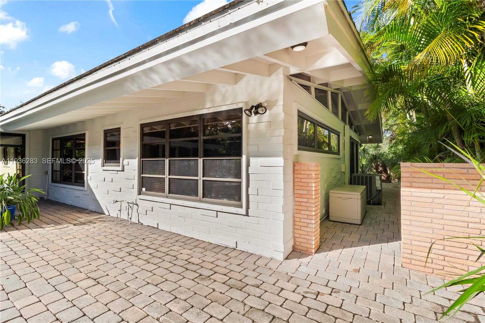Small Image of 2132 MIDDLE RIVER DR, Fort Lauderdale Number 65