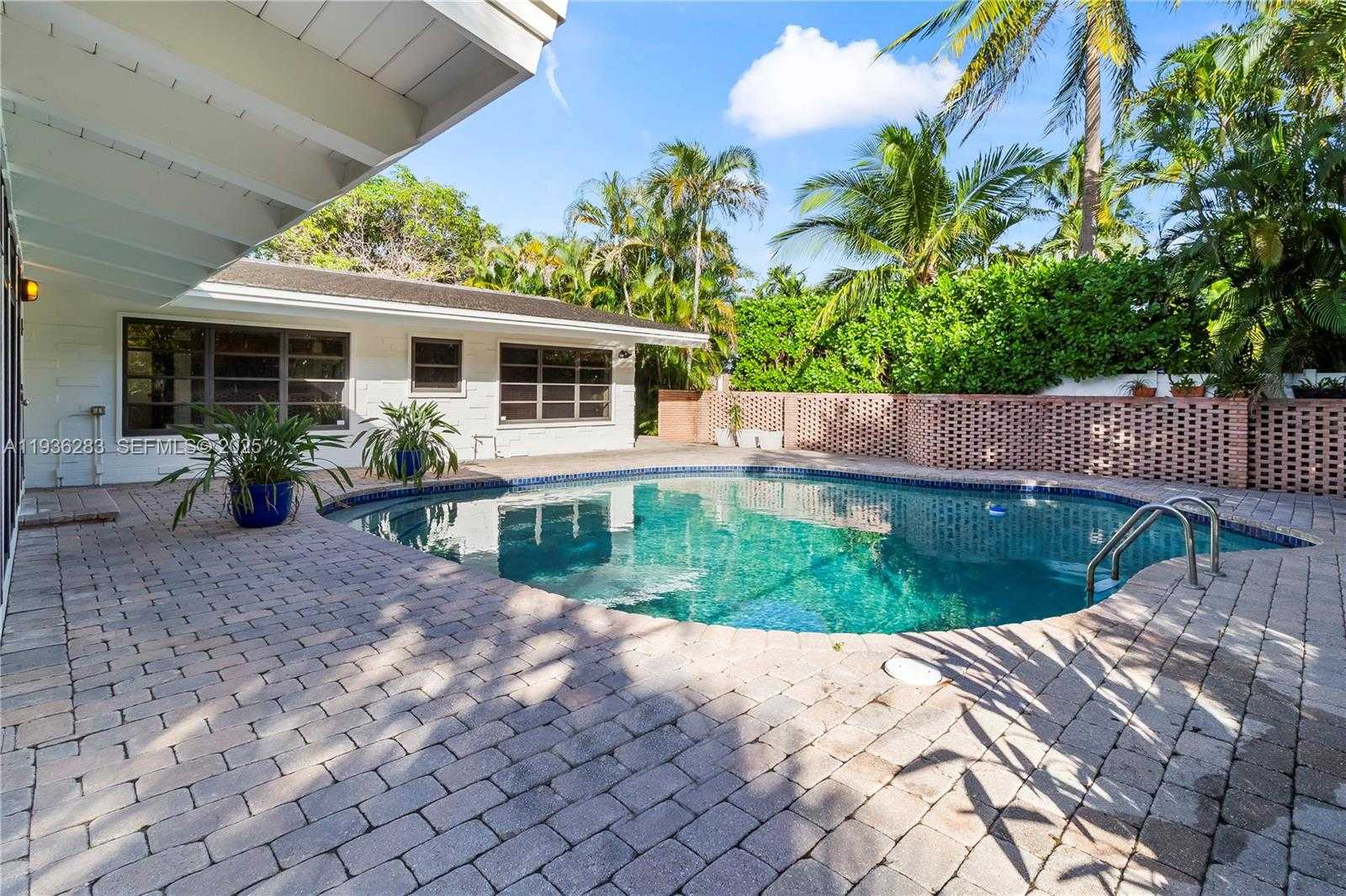 Small Image of 2132 MIDDLE RIVER DR, Fort Lauderdale Number 66