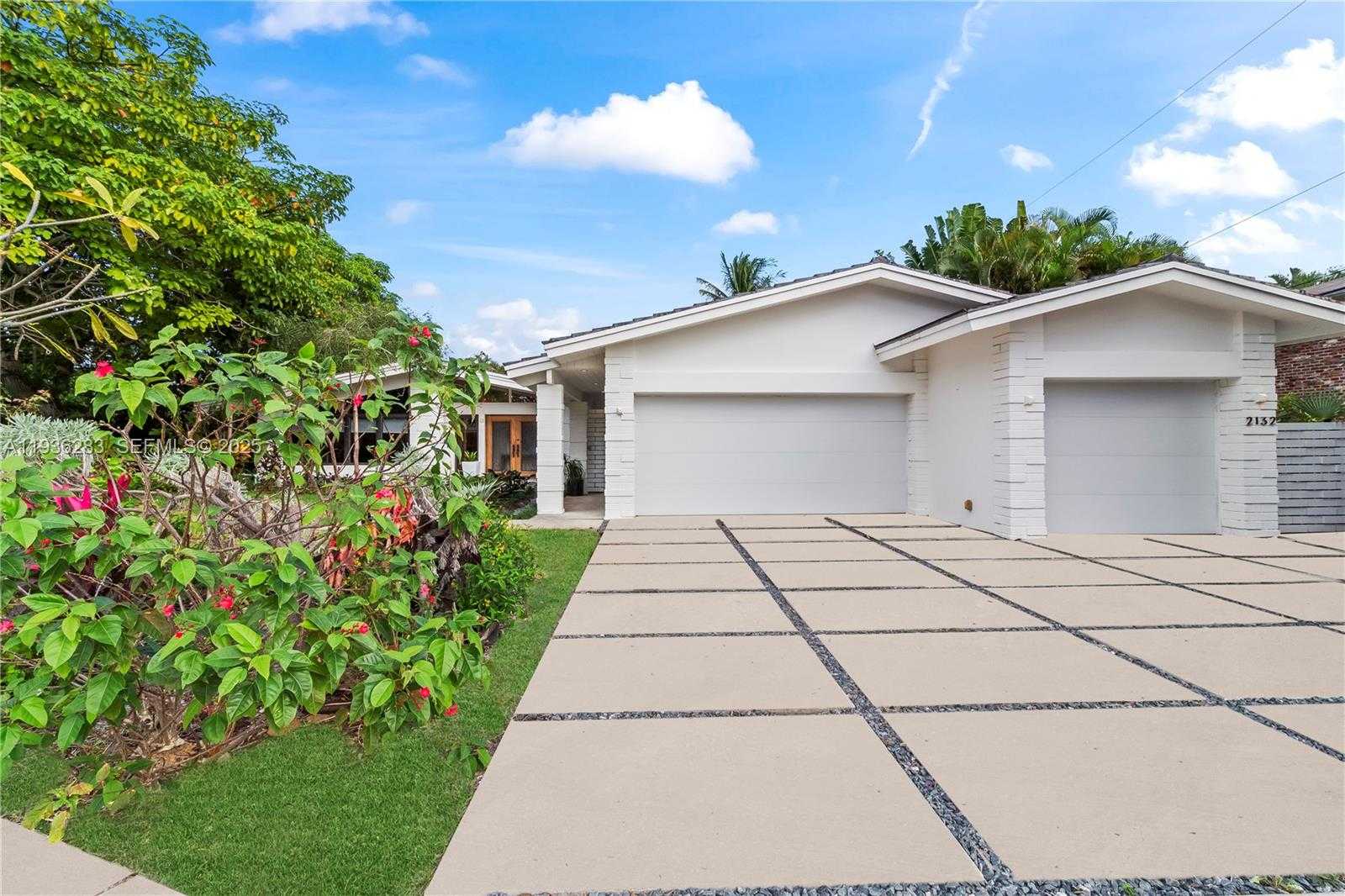 Small Image of 2132 MIDDLE RIVER DR, Fort Lauderdale Number 71
