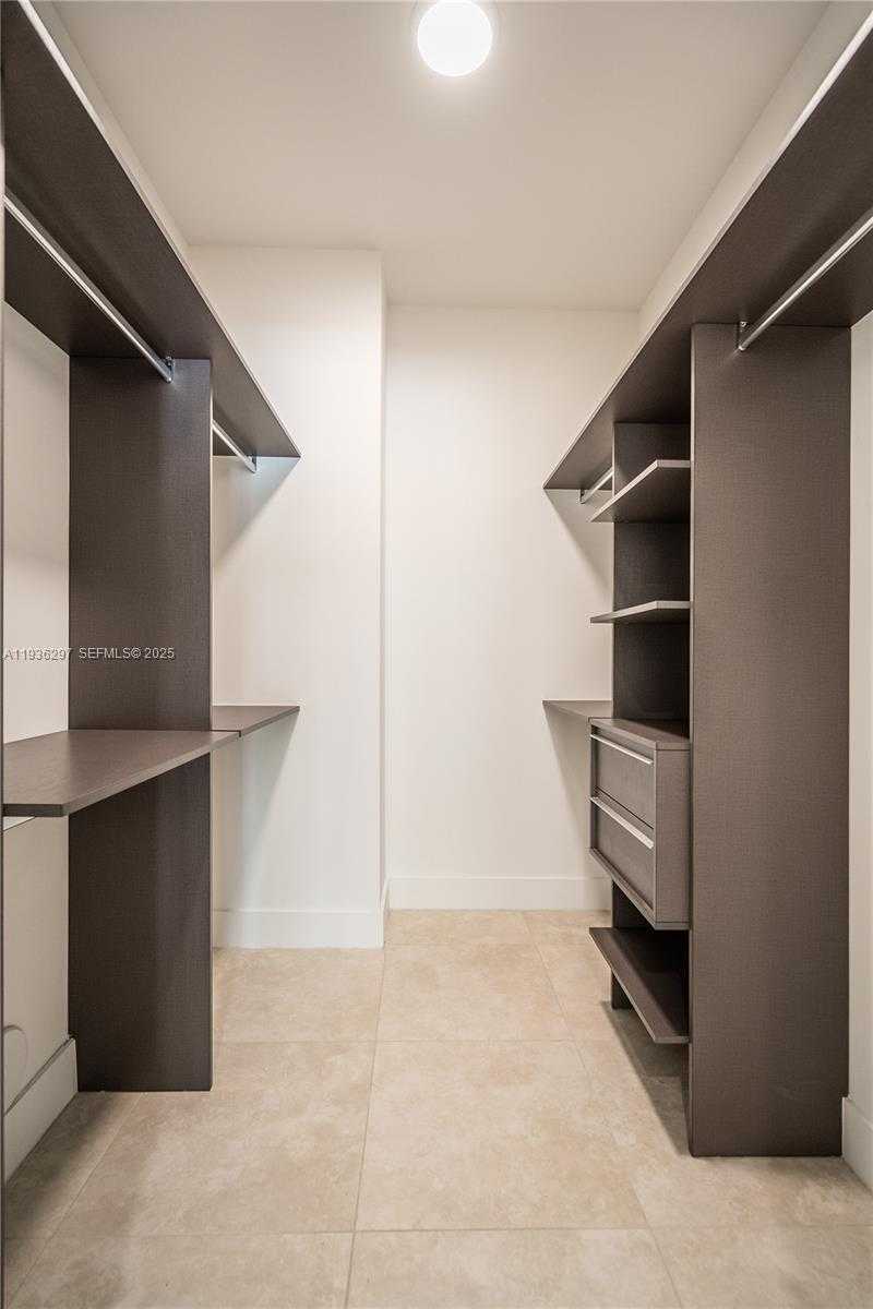 Small Image of 1091 GALIANO ST #306, Coral Gables Number 25
