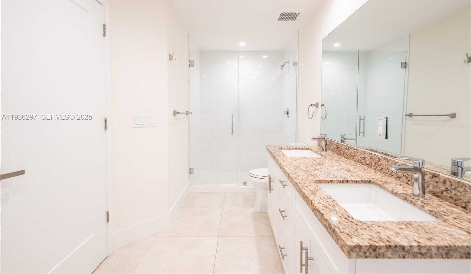 Small Image of 1091 GALIANO ST #306, Coral Gables Number 26
