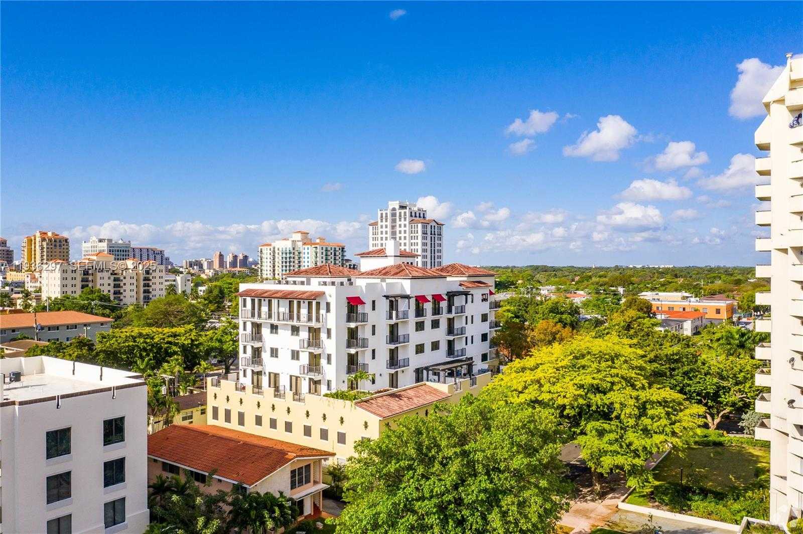 Small Image of 1091 GALIANO ST #306, Coral Gables Number 36