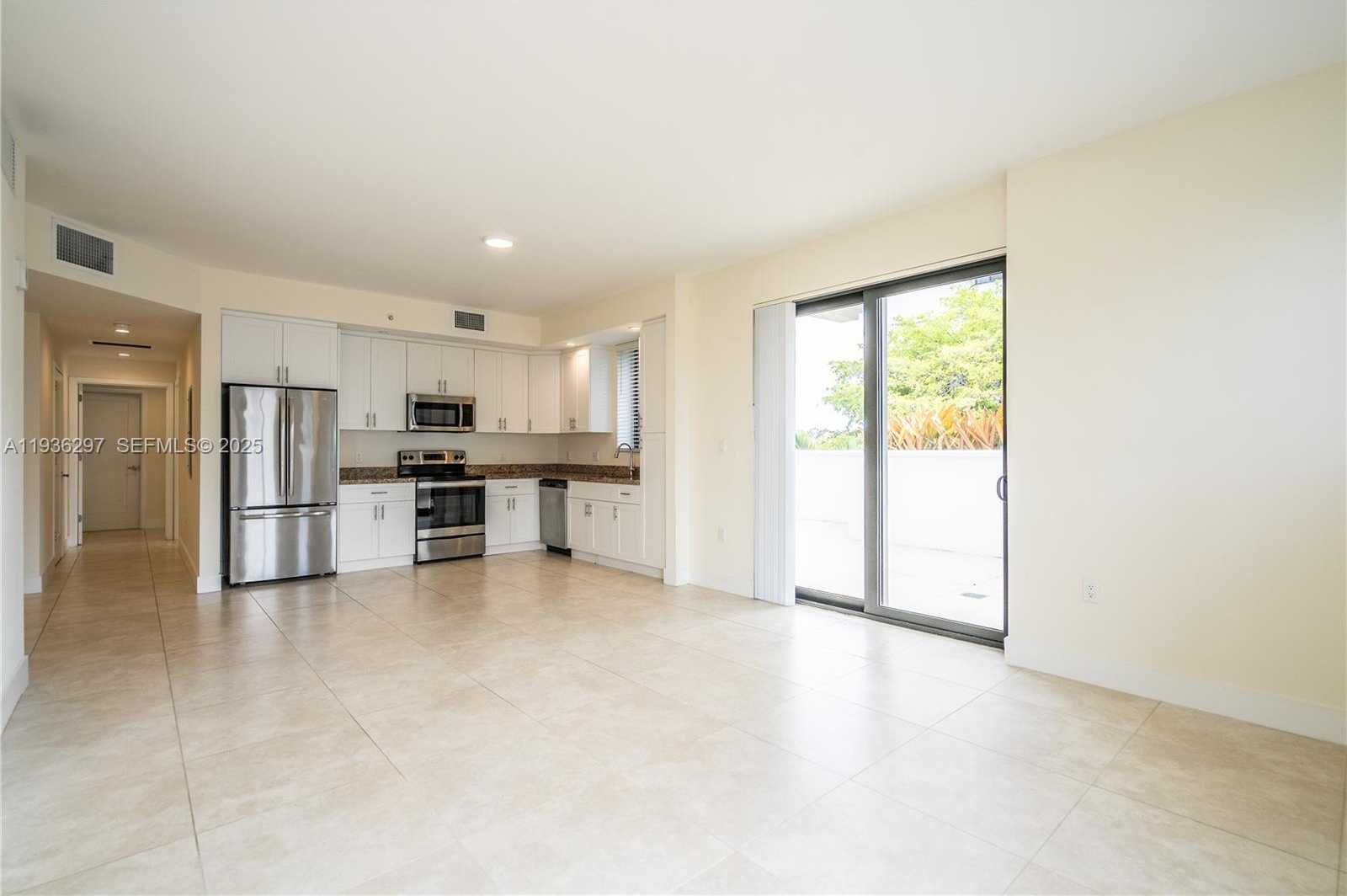 Small Image of 1091 GALIANO ST #306, Coral Gables Number 9
