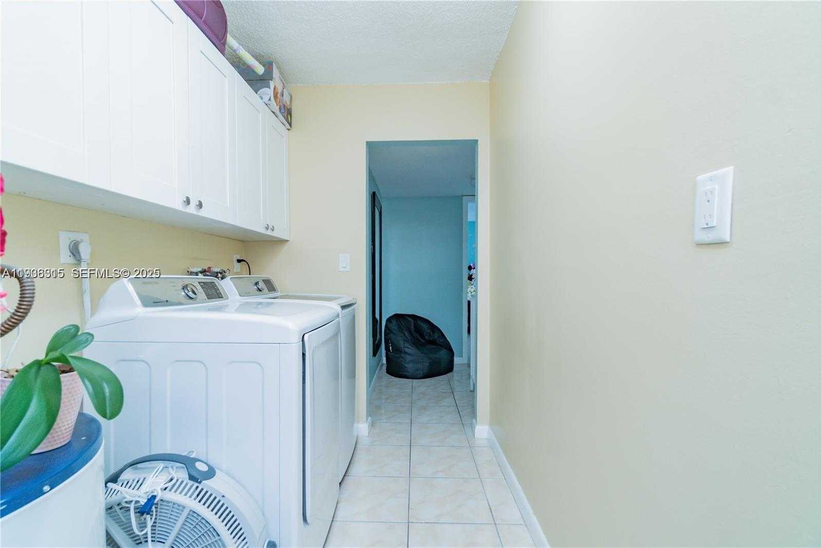 Small Image of 9363 FONTAINEBLEAU BLVD #H206, Miami Number 9