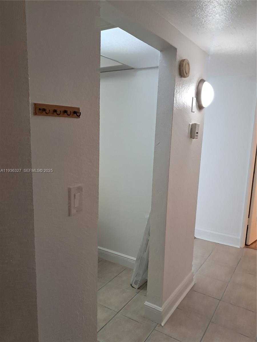 Small Image of 19380 COLLINS AVE #806, Sunny Isles Beach Number 3