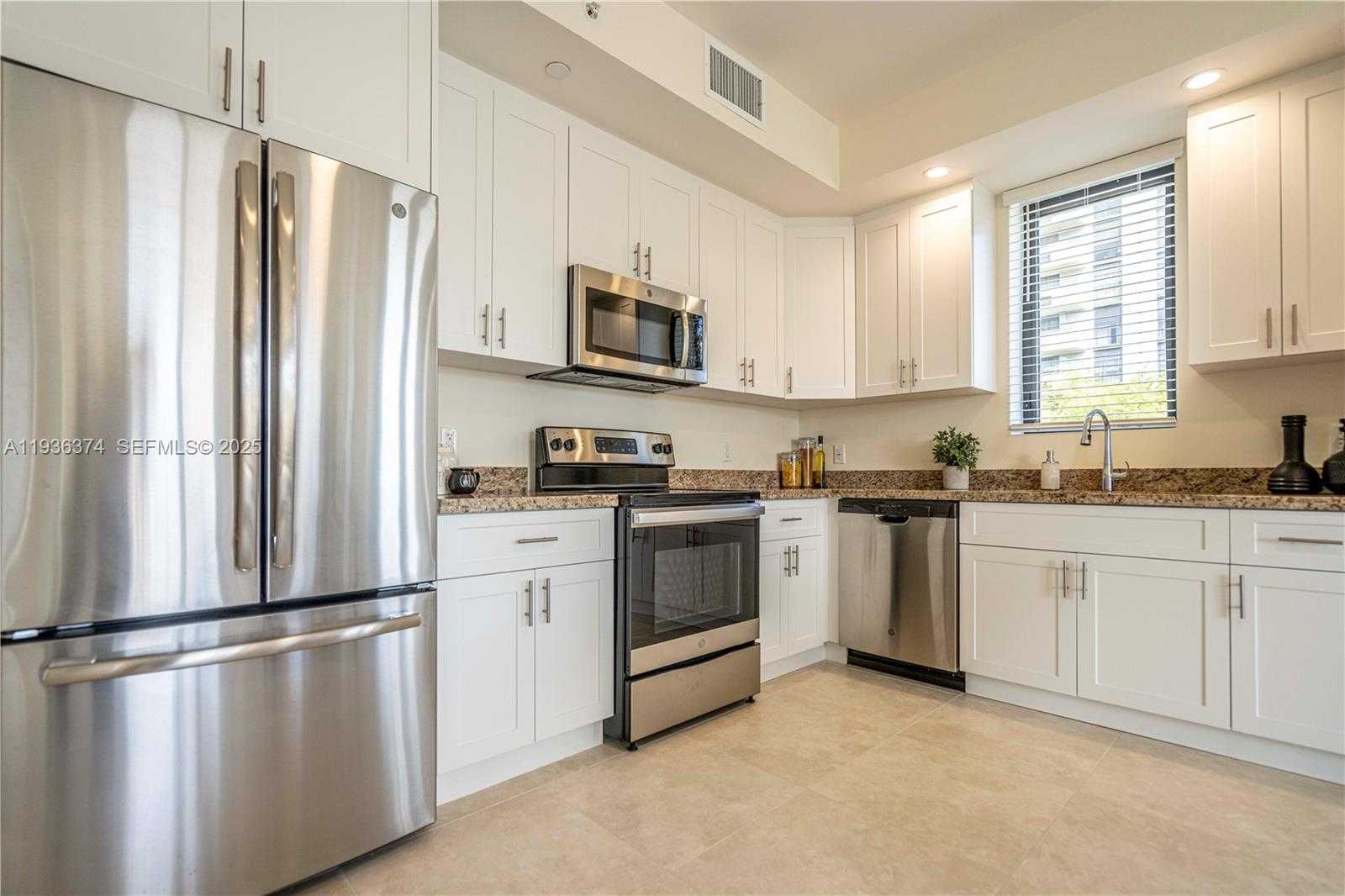 Imagen de Pequeño Objeto