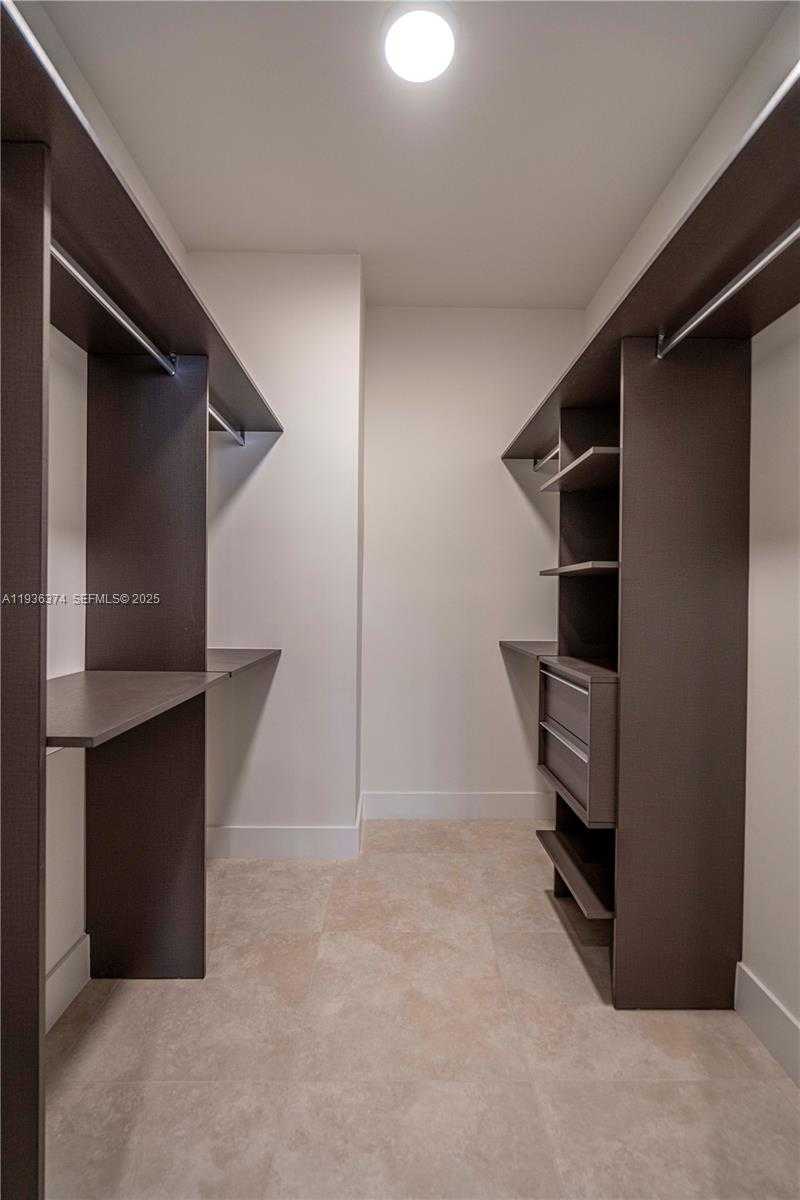 Imagen de Pequeño Objeto