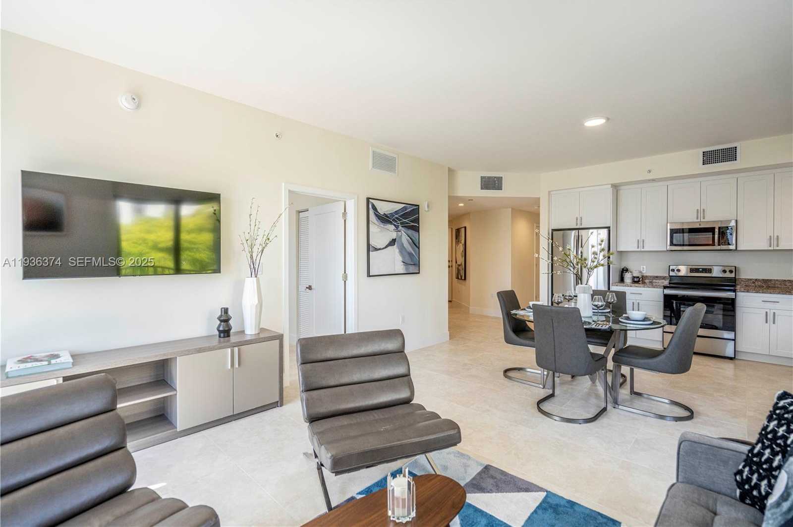 Imagen de Pequeño Objeto