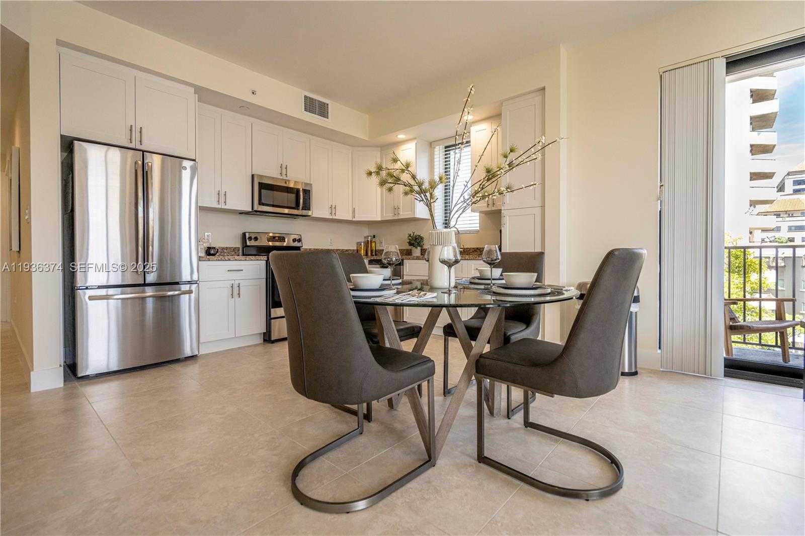 Imagen de Pequeño Objeto